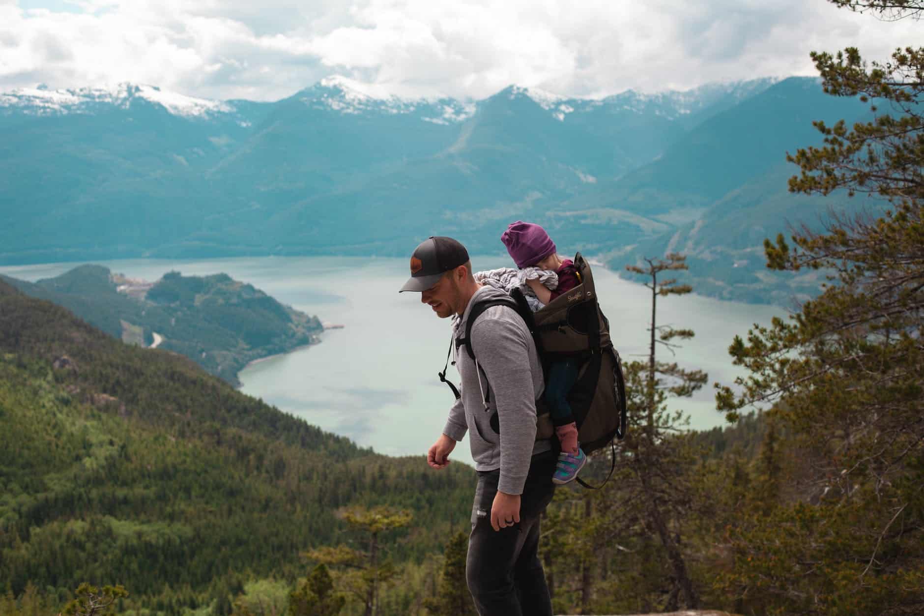 hiking with kids - ultimate guide