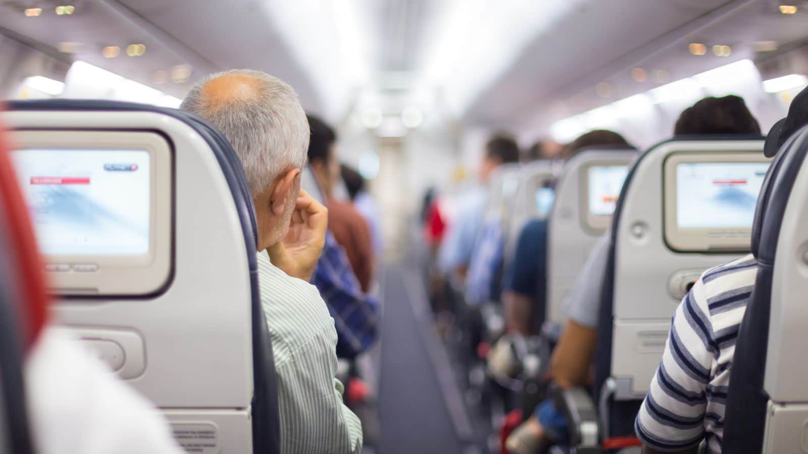 Survey Reveals Most Common Airline Complaints Of Americans